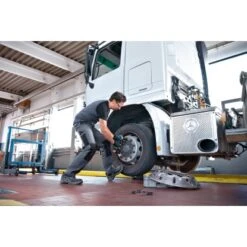 Bosch Professional 18 V Akku-Drehschlagschrauber GDS 18V-1000 C Solo -Elektrowerkzeug Geschäft 605679 3058 02